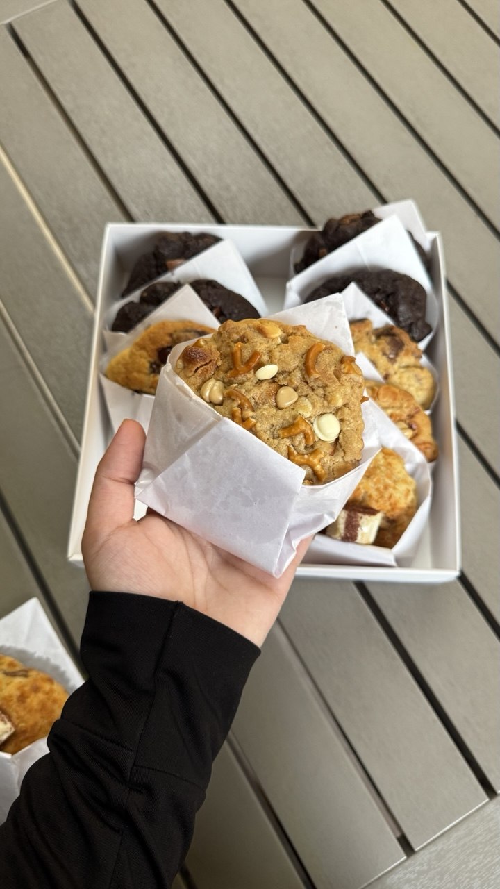Pretzel and Caramelised Choc. NYC Cookie