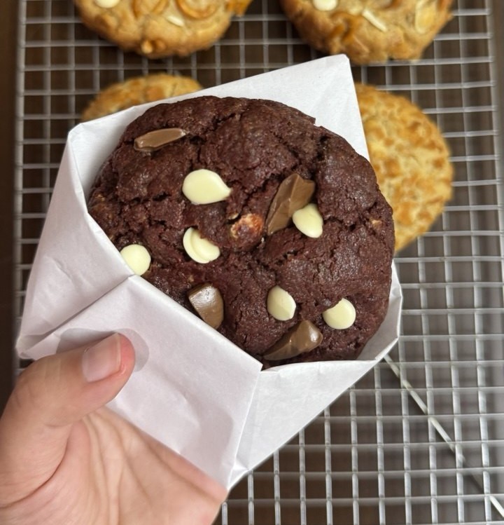 Red Velvet NYC Cookie